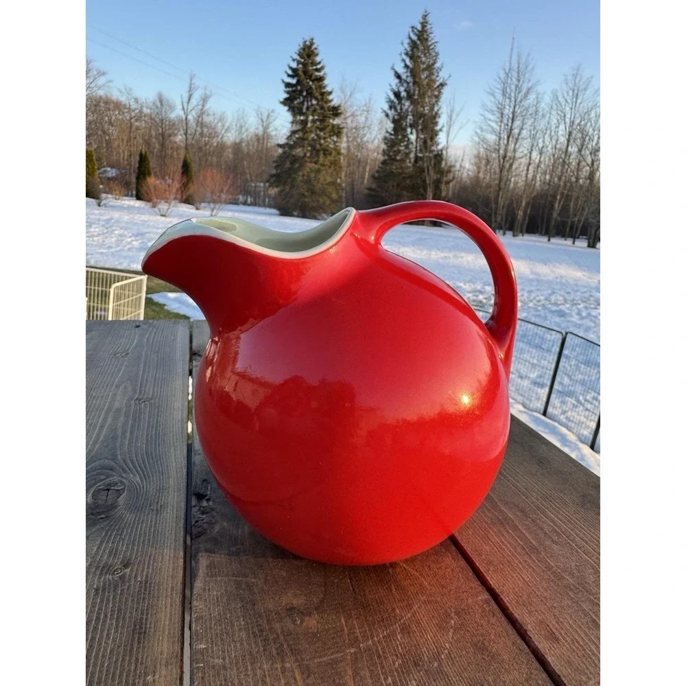 Vintage Hall's Superior Quality Kitchenware Red  Pitcher w/ Handle & Ice Lip